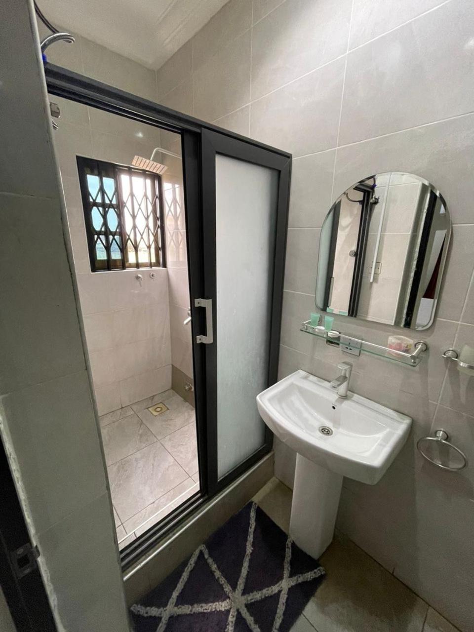 Cloud9 Luxury Apartments Acra Exterior foto
